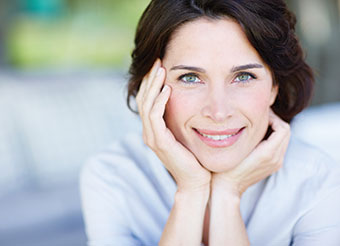 Woman smiling. Link to Life Stage Gift Planner Under Age 45 Situations. Woman smiling. Link to Life Stage Gift Planner Under Age 45 Situations.